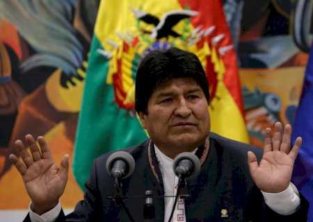 Após renúncia de Morales, Bolívia tem vazio de poder