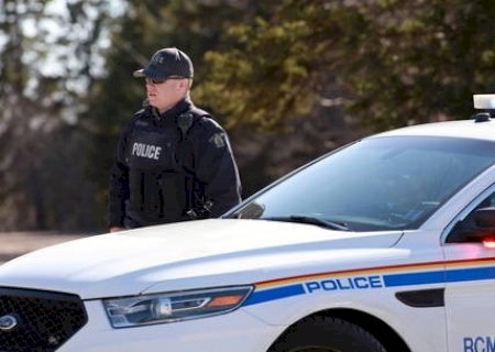 Atirador mata ao menos 16 em pior massacre a tiros do Canadá