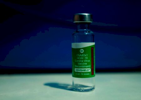 Covid-19: Fiocruz aguarda neste sábado insumo para 12 milhões de doses