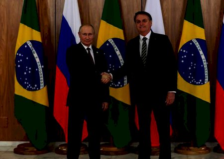 Bolsonaro aceita convite de Putin para visitar a Rússia: ‘Muito honrado’