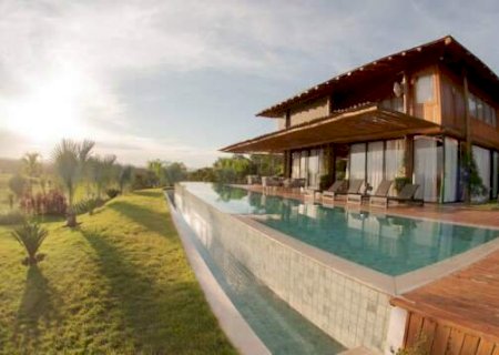 Com di&aacute;ria a 15 mil, conhe&ccedil;a fazenda onde Z&eacute; Felipe e Virg&iacute;nia est&atilde;o hospedados