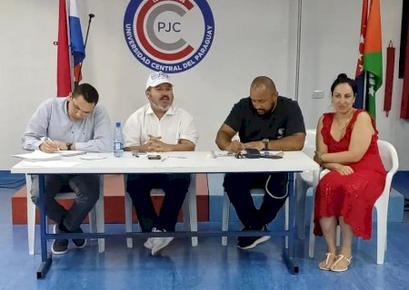Carlos Bernardo incentiva proatividade aos futuros médicos da UCP