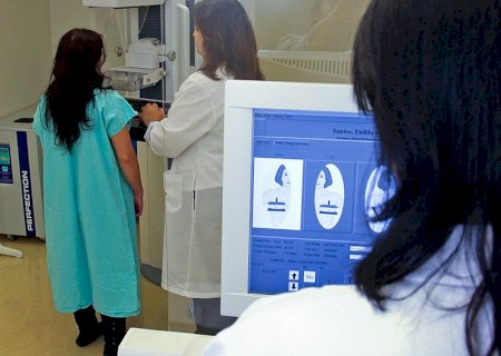 Projeto assegura teste genético para mulher com alto risco de câncer