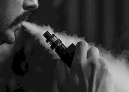 Anvisa mantém cigarros eletrônicos proibidos no país