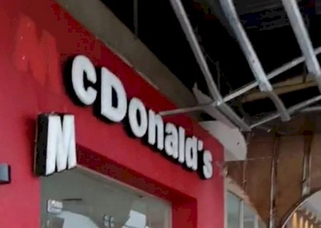 Tempestade em Pedro Juan Caballero: Ventos Fortes Destruíram Fachada do McDonald's