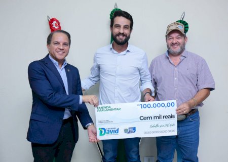 Coronel David entrega emenda de R$100 mil para a saúde de Deodápolis e prefeito Jean anuncia contrapartida que dobra o valor