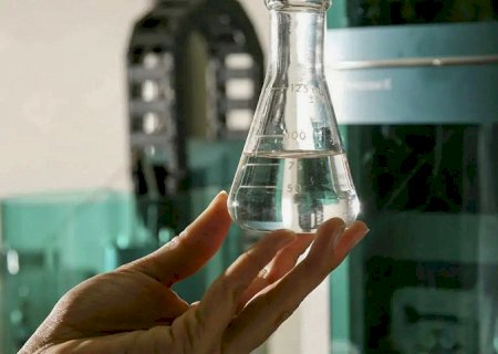 Intoxicação por metanol é diferente do abuso de álcool; veja os sinais