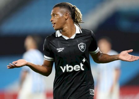 Palmeiras se vê no limite por Danilo e vive horas decisivas em negociação com Botafogo