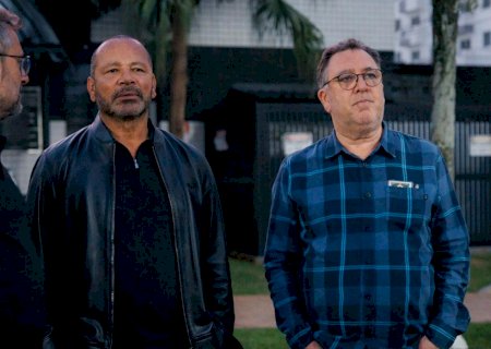 Com pai no CT, Neymar se reapresenta, treina e vai para jogo do Santos na Sul-Americana