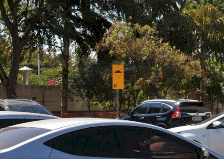 Prefeitura de Dourados autoriza retorno do estacionamento rotativo e prepara nova licitação