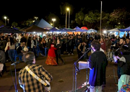 Fim de semana terá feiras com música e gastronomia no Parque dos Ipês