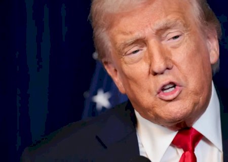 Trump assina decretos e restringe cidadania por nascimento