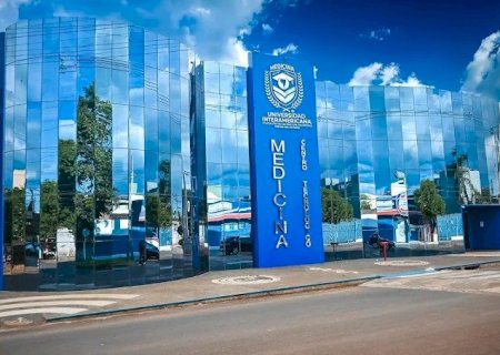 Universidad Interamericana abre semestre 2026.2 coma tradicional Cerimônia do Jaleco nesta terça-feira (04)