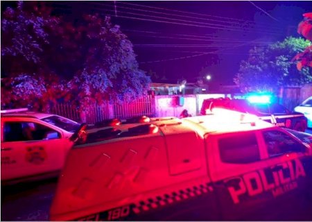 Homem é morto a tiros ao atender chamado no portão de casa em Batayporã